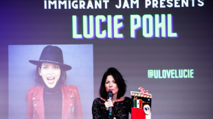 "Ambiente de desesperaci&oacute;n": humoristas inmigrantes satirizan la represi&oacute;n de Trump