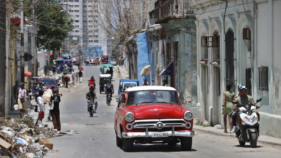 Media: 'Pentagono getta le basi per l'invasione di Cuba'