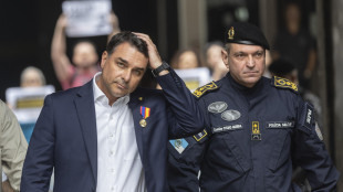 Brasile: Fl&aacute;vio Bolsonaro arriva negli Usa, nessuna conferma di incontro con Trump