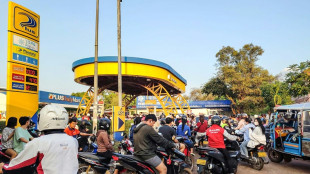 Hours-long fuel queues in Laos capital Vientiane