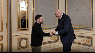 Crosetto a Zelensky, &egrave; il momento per aumentare gli aiuti
