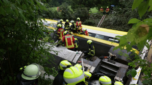 Descarrilamento de trem deixa três mortos na Alemanha