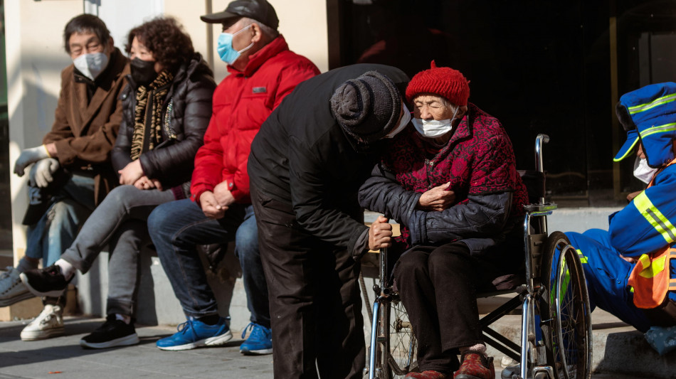 Cina, rialzo progressivo dell'et&agrave; pensionabile dal 2025