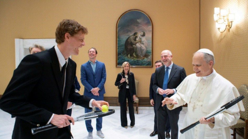 Leão XIV recebe no Vaticano o líder do ranking mundial de tênis Jannik Sinner